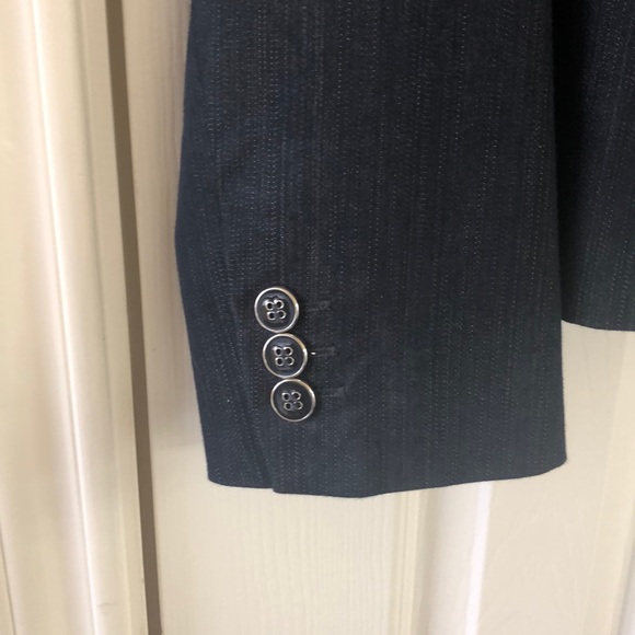 Adorable blue blazer - Picture 3 of 4